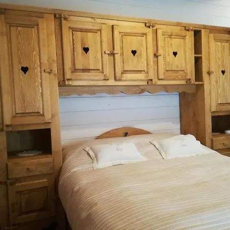 Le Dorf Bed & Breakfast