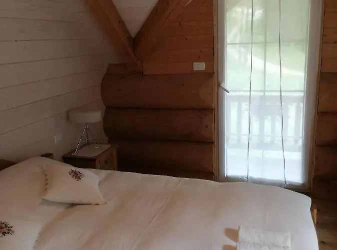 Le Dorf Bed & Breakfast